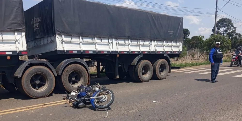 Colisão ocorreu por volta das 12h45