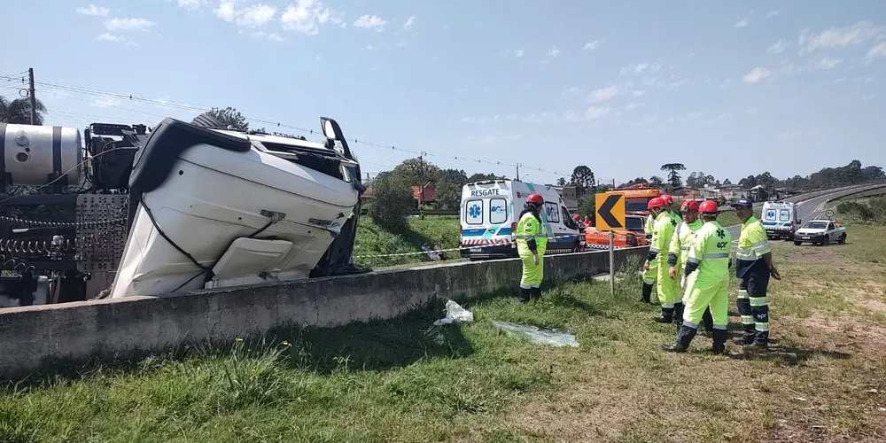 Acidente aconteceu na manhã desse domingo em Carambeí
