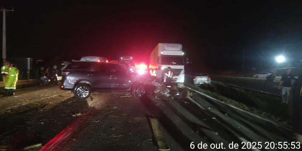 O casal faleceu ainda no local