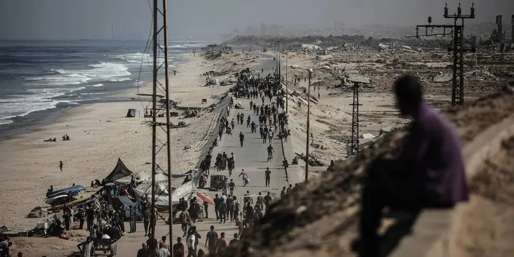 Palestinos voltando para Gaza