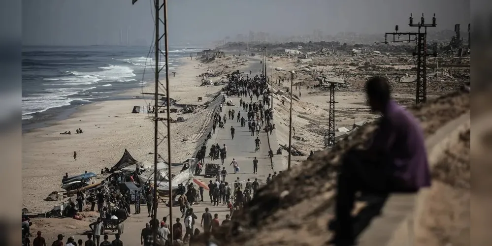 Palestinos voltando para Gaza