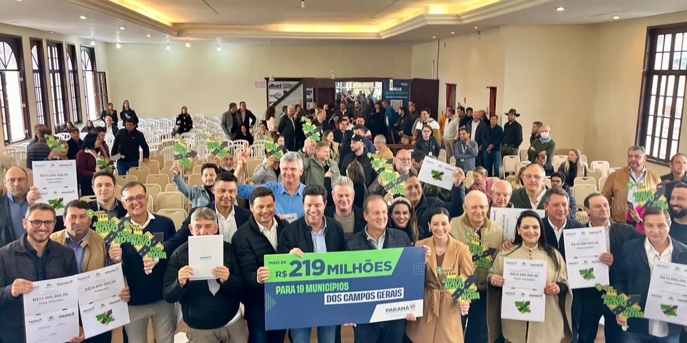 Prefeitos da região estiveram reunidos com Guto Silva