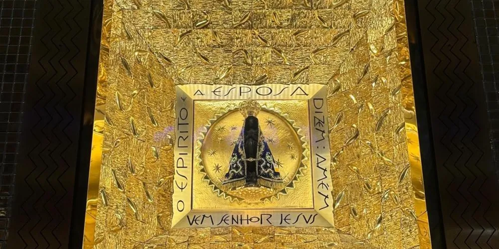 O encontro da imagem de Nossa Senhora Aparecida, em 12 de outubro de 1717, marca até hoje os brasileiros, que celebram o dia da padroeira