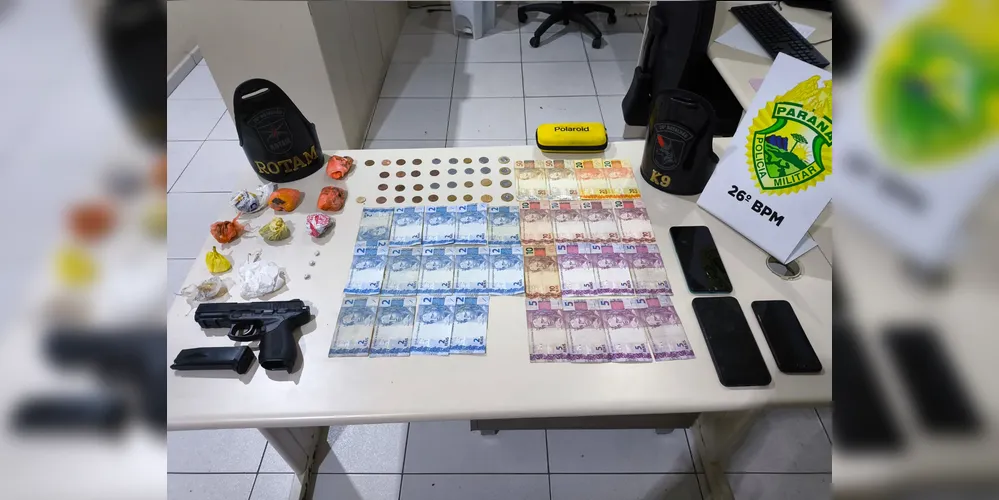 Os dois homens foram encaminhados à 18ª Subdivisão Policial