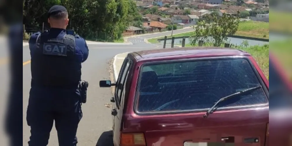 A equipe GAT recuperou o veículo furtado