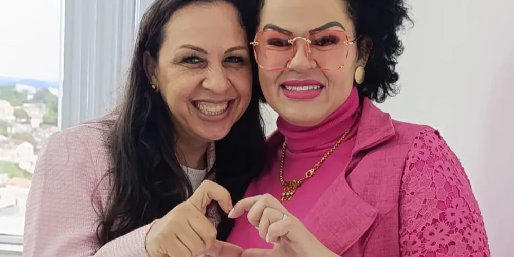 Patrícia Sroka Ramos (Psicóloga) e Jaqueline Cordeiro Mayer (Terapeuta Integrativa e Complentar)