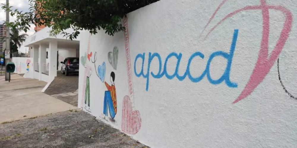 Toda a arrecadação será destinada à instituição, que há 50 anos contribui pra a reabilitação de pessoas com deficiência físico-motora e permite a sua inclusão na vida comunitária