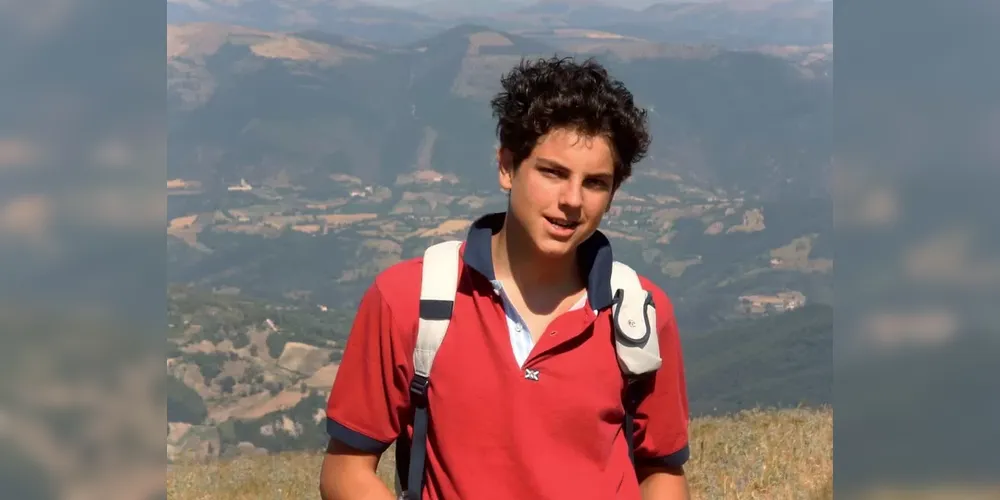 Carlo Acutis faleceu aos 15 anos devido a uma leucemia