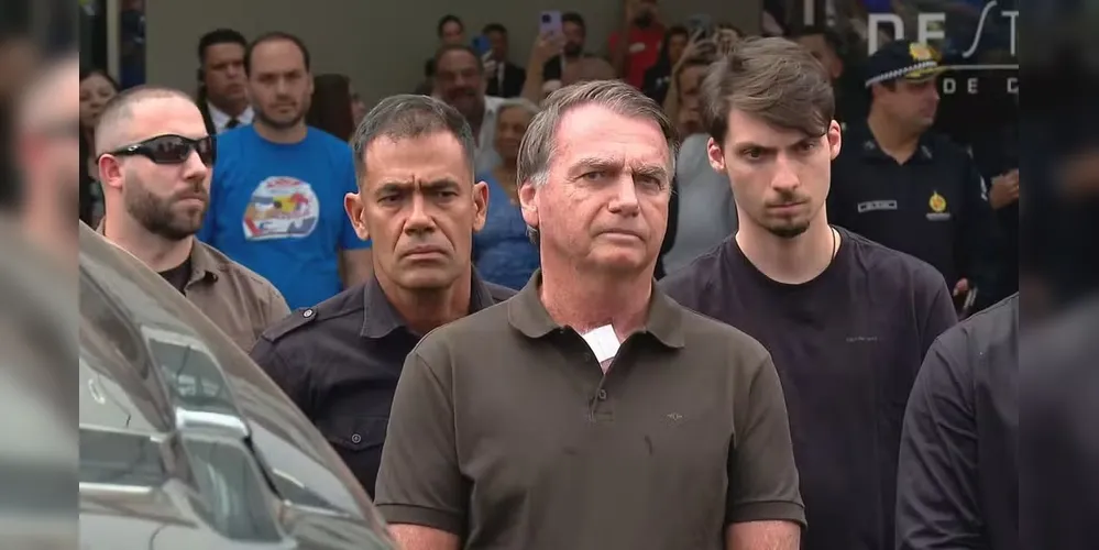 Segundo exames laboratoriais, Bolsonaro está com anemia