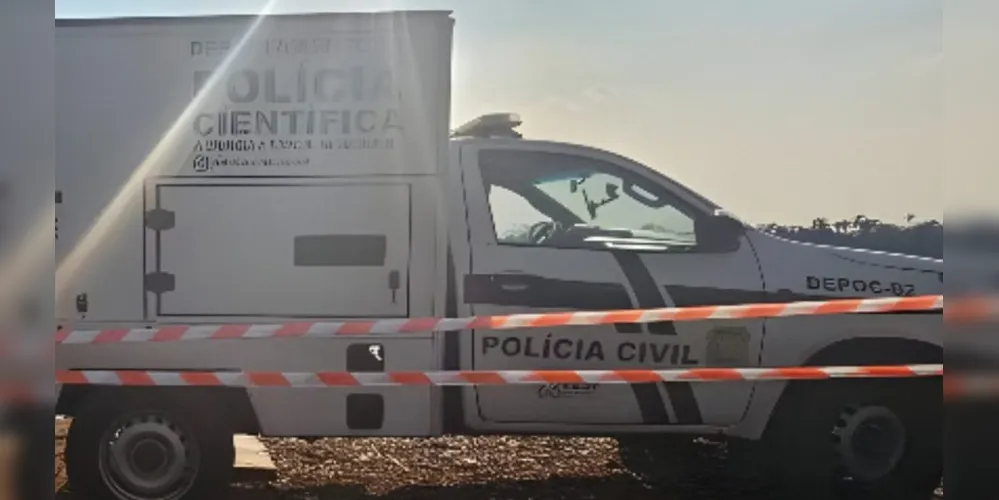 O Corpo de Bombeiros e o Instituto Médico Legal (IML) foram acionados para a remoção do corpo