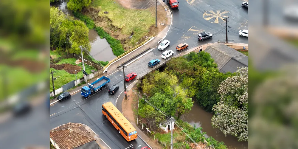 Renovação e adequação da sinalização viária na rotatória faz parte de série de mudanças implementadas.