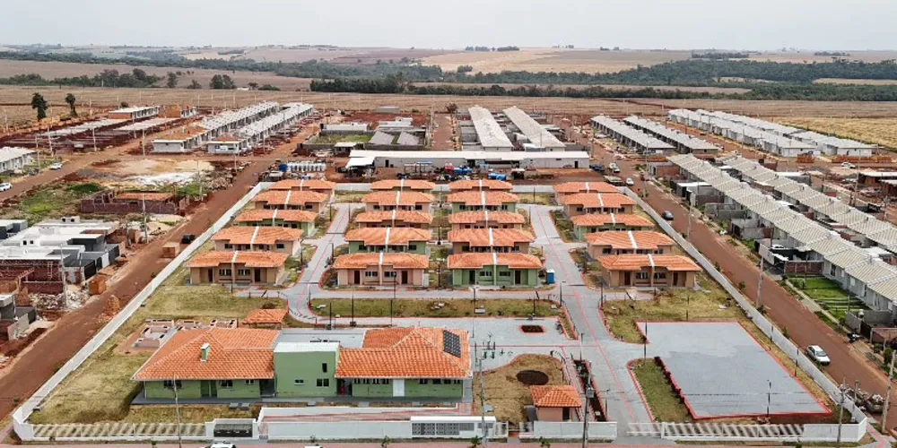 O Condomínio do Idoso é um investimento que faz parte do Viver Mais, modalidade do programa Casa Fácil Paraná voltado à população acima dos 60 anos
