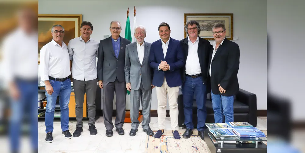 Dom Bruno Elizeu Versari foi recebido pelo vice-governador Darci Piana