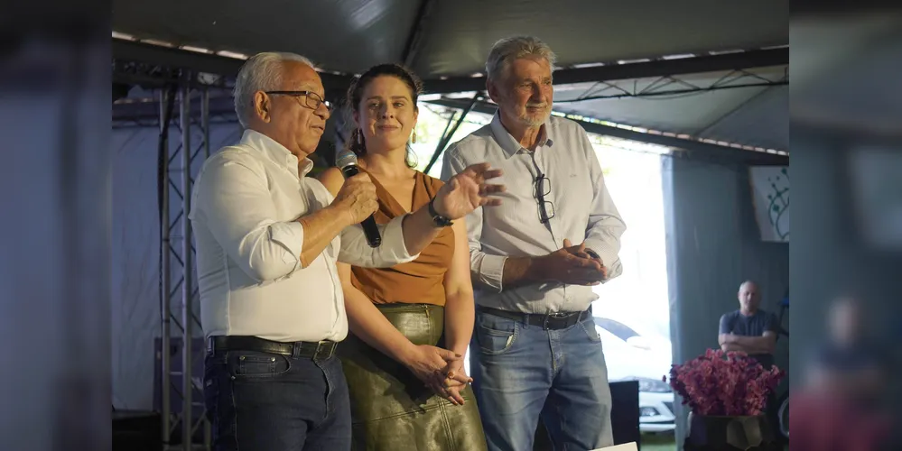 O prefeito Bertoldo Rover esteve presente na Feagro