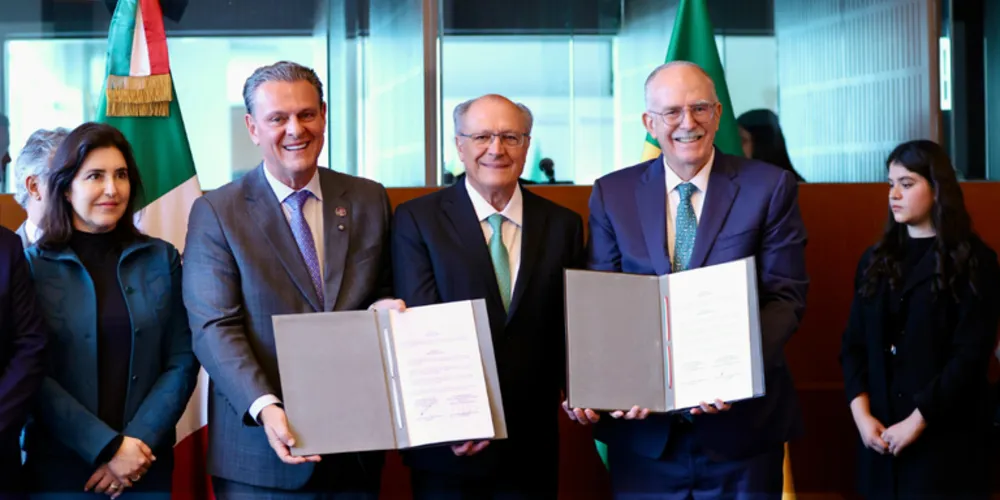 Encontro entre representantes do Brasil e do México aconteceu nesta quarta-feira (27).