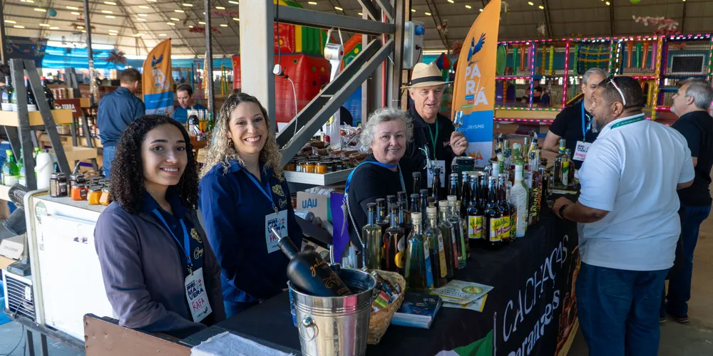 A gastronomia e os produtos típicos do turismo paranaense têm sido os destaques na feira