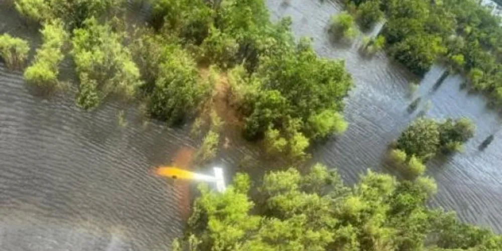 Avião foi detectado pelos radares da Força Aérea