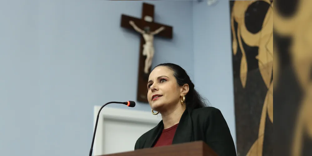Dra. Erika Zanoni discursou sobre o 'Agosto Lilas' na Tribuna Livre da Câmara dos Vereadores