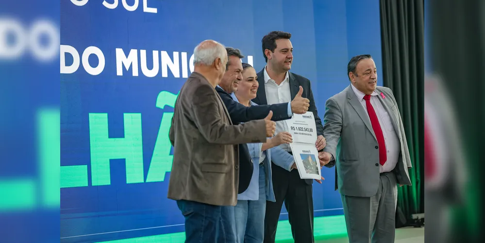 Fernanda Sardanha, Ratinho Junior e Hussein Bakri estiveram reunidos