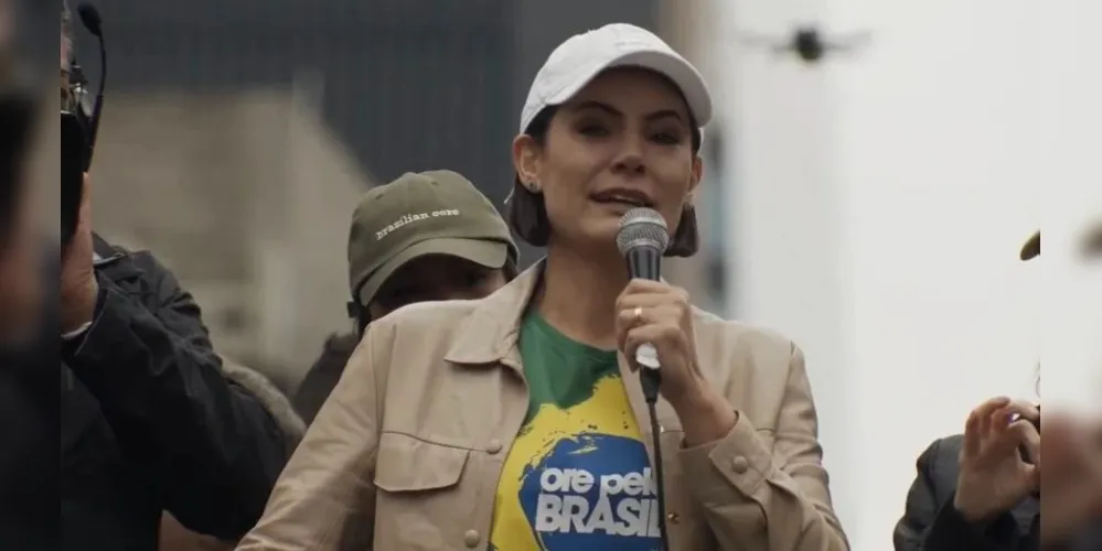 Michele Bolsonaro comentou sobre a prisão domiciliar do ex-presidente Jair Bolsonaro