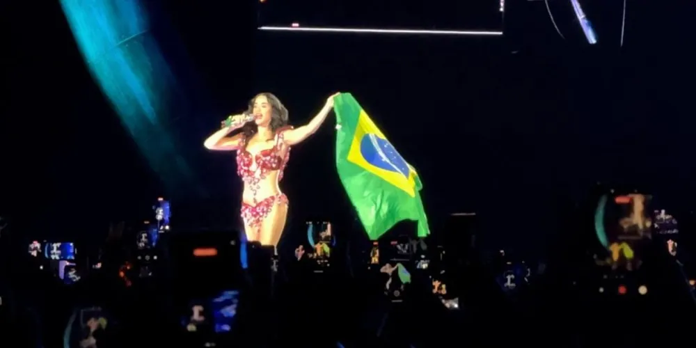 Katy Perry durante apresentação na Arena da Baixada