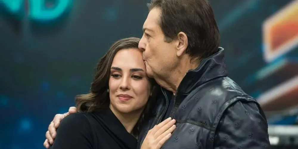 Lara Silva e o pai, Fausto Silva