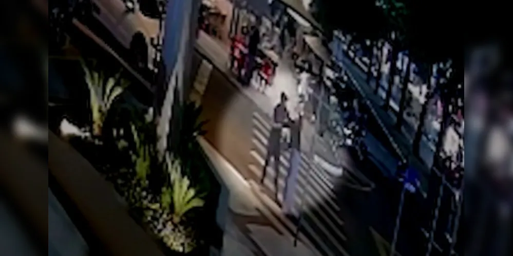 A mulher foi presa em flagrante