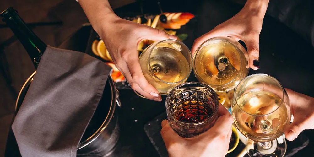 A sessão foi marcada a pedido do relator da proposta que torna adulteração de produtos alcoólicos um crime hediondo