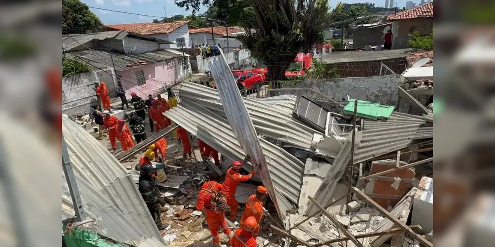 O acidente ocorreu por volta das 7h30 e as causas são investigadas