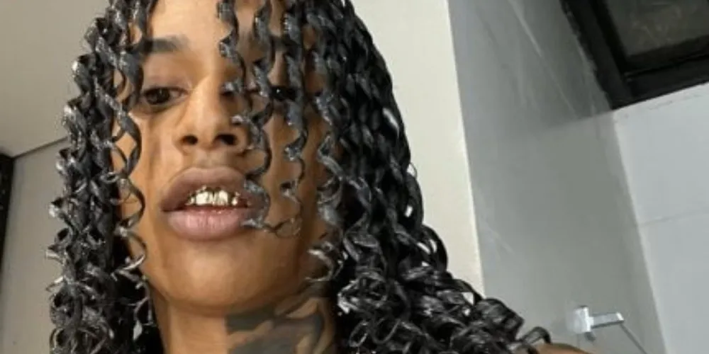 Mauro Davi, conhecido artisticamente como Oruam