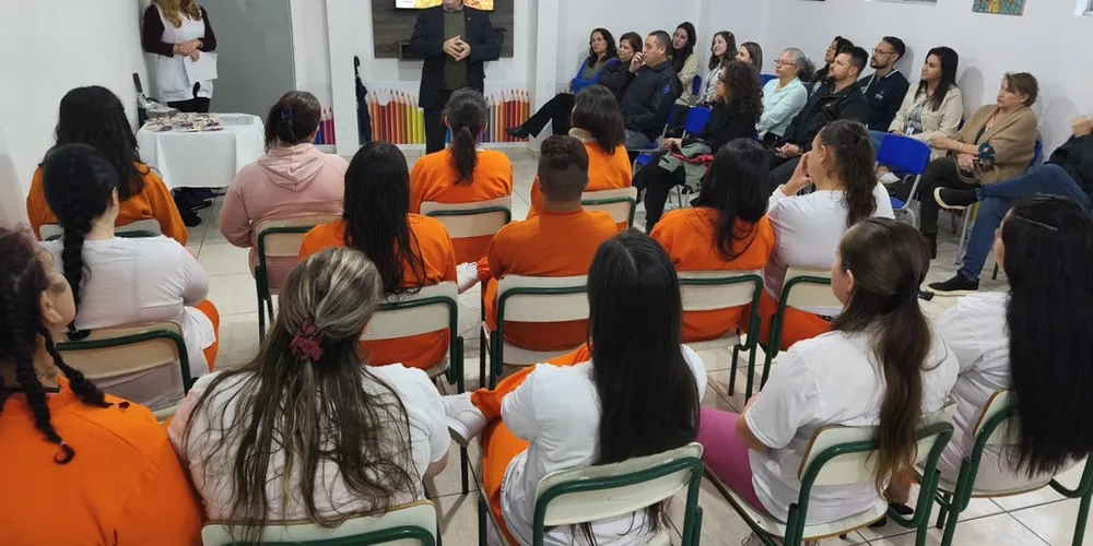 Vinte mulheres privadas de liberdade concluíram o curso na área