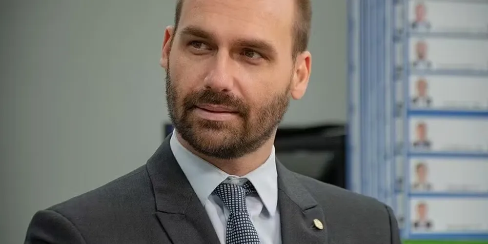 Eduardo deve ser investigado pela Polícia Federal