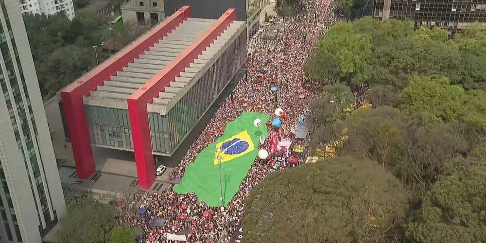 Movimentos de esquerda voltam às ruas neste domingo (21) para protestar contra o PL da Anistia e a PEC da Blindagem