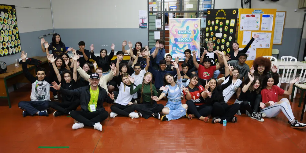 Projeto incentiva a expressão artística, o desenvolvimento pessoal e a inclusão social de estudantes da rede pública