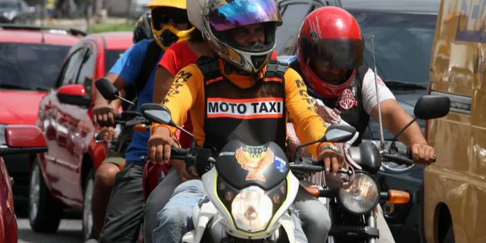 Ação promove, por exemplo, o trabalho dos mototaxistas
