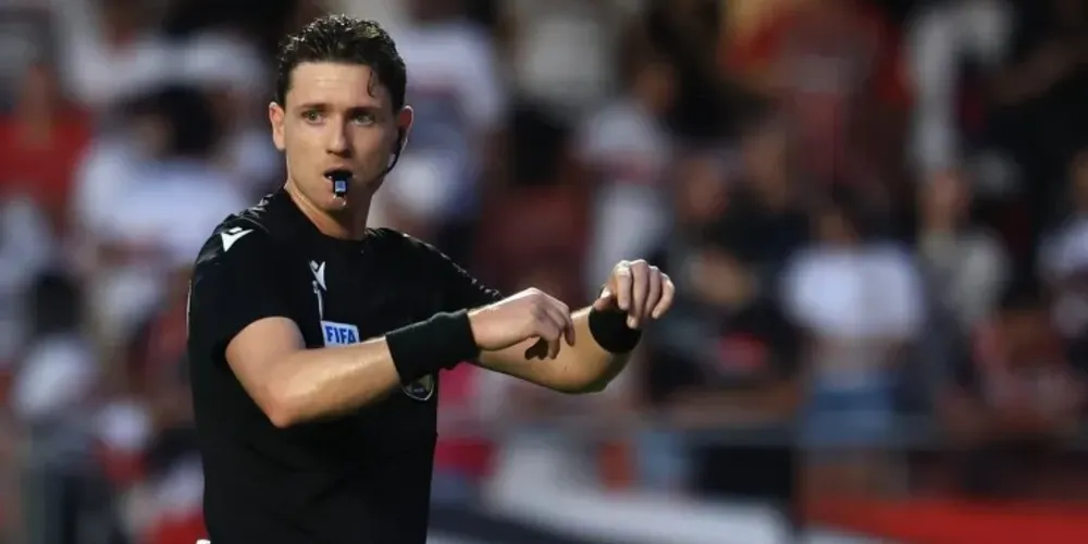 Árbitro Ramon Abatti Abel, que apitou o Choque-Rei