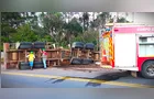 Caminhão tomba, homem fica preso às ferragens e morre em Telêmaco Borba