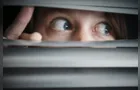 Polícia Civil prende stalker de 18 anos por perseguir e ameaçar pedagoga em PG