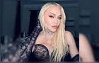 Filho tranca mãe idosa por dois anos em casa e gasta pensão dela para ver show da Madonna