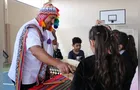 Instituições de Ponta Grossa recebem projeto sobre cultura indígena