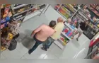 Veja momento que pai de prefeita de Imbaú é agredido por empresário
