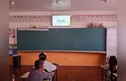 Aula do Vamos Ler e Frísia auxilia estudos de classe em Carambeí