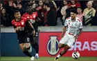 Operário perde para o Athletico e vê rival entrar no G4 da Série B
