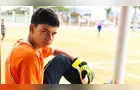 Adolescente sofre parada cardíaca e morre em jogo de futebol