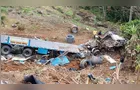 Morre segunda vítima de acidente entre micro-ônibus e carretas na BR-116