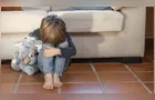 Menino de quatro anos é encontrado sozinho e pedindo socorro em Castro