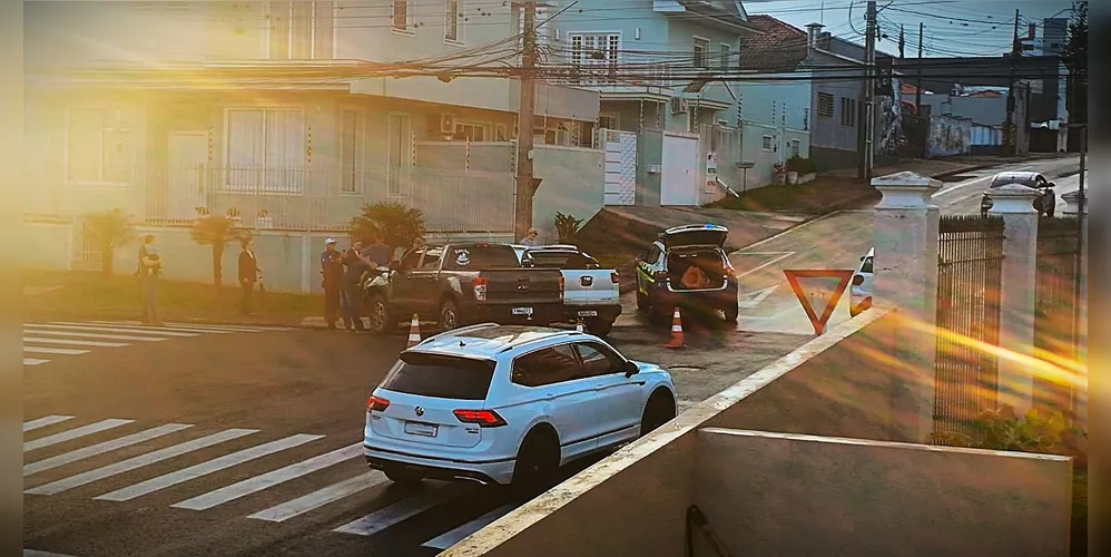 Acidente ocorreu no fim da tarde desta segunda-feira (27)
