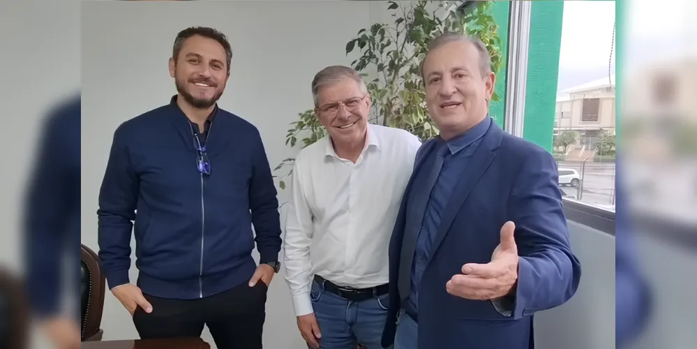 Douglas Modesto, Jorge Lange e Moacyr Fadel estiveram reunidos para anunciar as novas moradias para Ipiranga