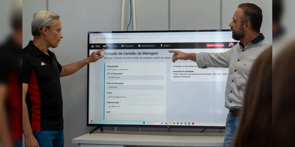 Para solicitar o documento, basta acessar a plataforma no endereço geo.pontagrossa.pr.gov.br