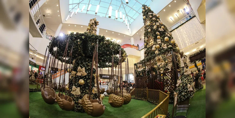 O shopping Palladium de Ponta Grossa se destaca pela decoração natalina